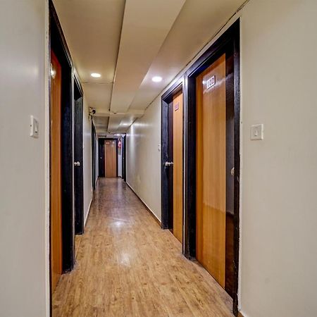 Hotel O Palak Palace Ahmedabad Eksteriør billede